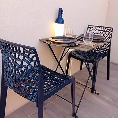 Holiday home L'art Des Sens. Gite Bien-etre Spa Et Sauna *