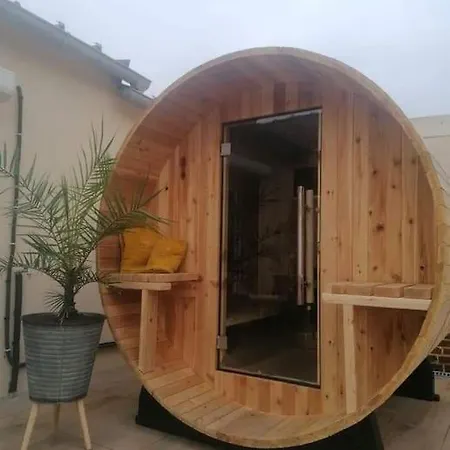 Holiday home L'art Des Sens. Bien-etre Et Sauna Harbonnieres