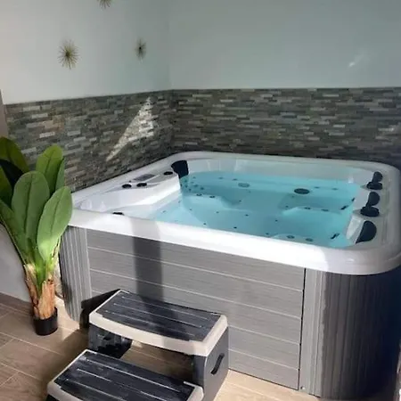 L'art Des Sens. Bien-etre Et Sauna Holiday home Harbonnieres